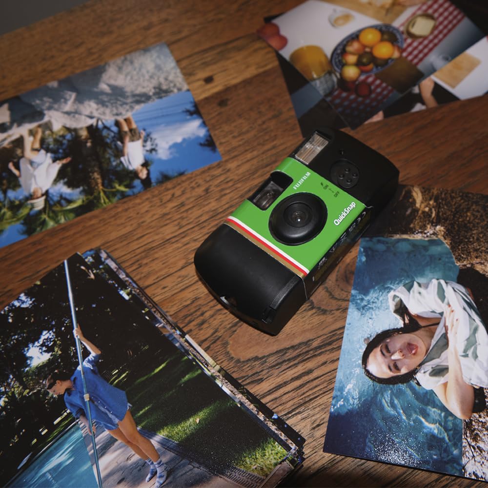 Fujifilm QuickSnap Flash 400 One-Time-Use Camera - 27 Exposures | 35mm disposable camera with 400 speed film and built-in flash for photography, travel and events